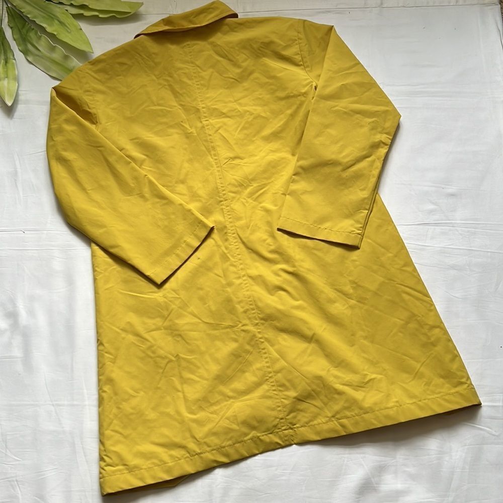 ⭐️a New Day Women's Rain Jacket⭐️ - Picture 9 of 10